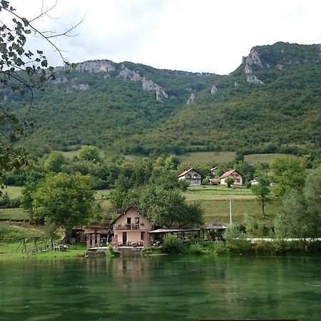 Bed And Breakfast Family Djukic Sipovo Zewnętrze zdjęcie